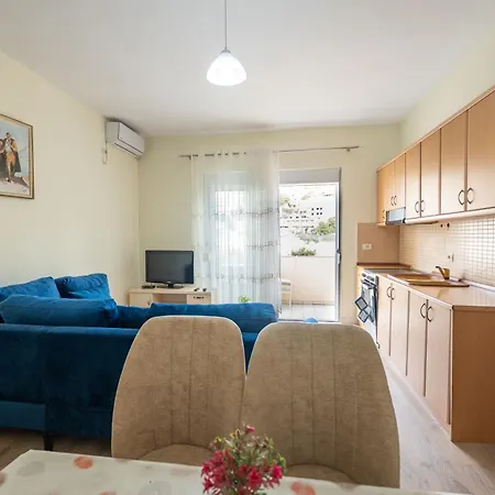 Seaside Serenity * Saranda